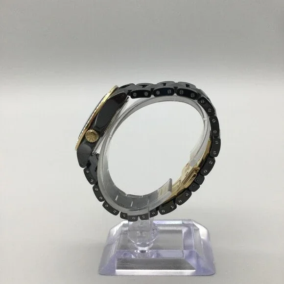 Isaac Mizrahi Live Womens Watch 36mm Black Dial Gold Tone New Battery 6.75" - Picture 3 of 14